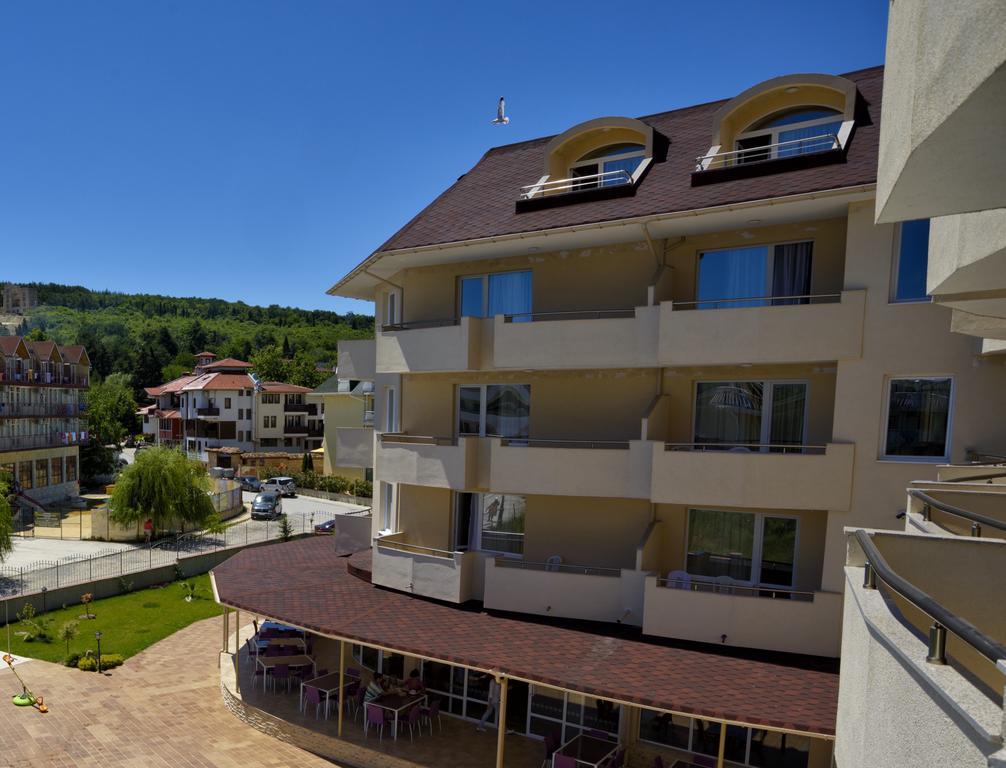Belle View